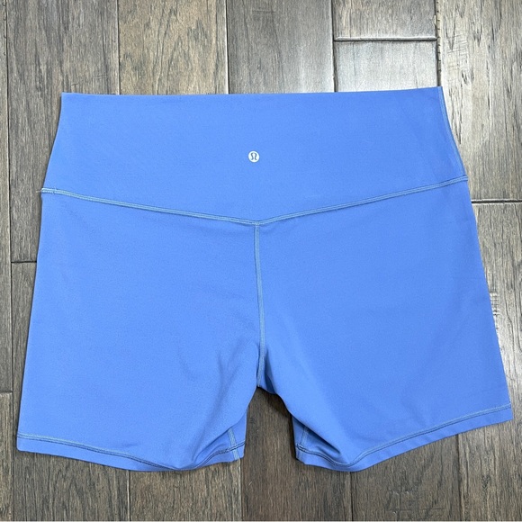 lululemon athletica Shorts Lululemon Nwot Align Short 6 Water Drop